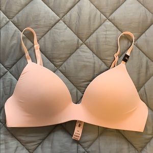 Victoria’s Secret 34B T-shirt Bra